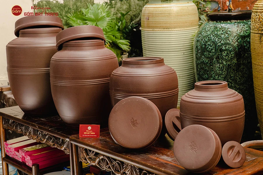chum ngâm rượu bát tràng
