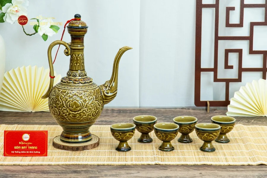 chum ngâm rượu bát tràng