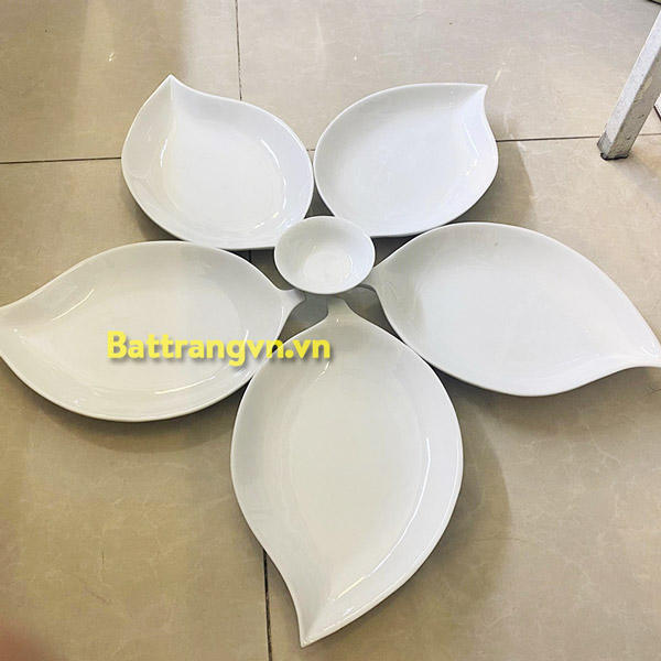 bộ bát đĩa sứ trắng 6 cánh 01