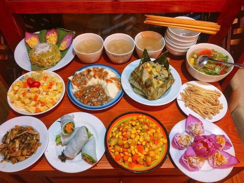 Mâm cơm cúng chay rằm tháng 7